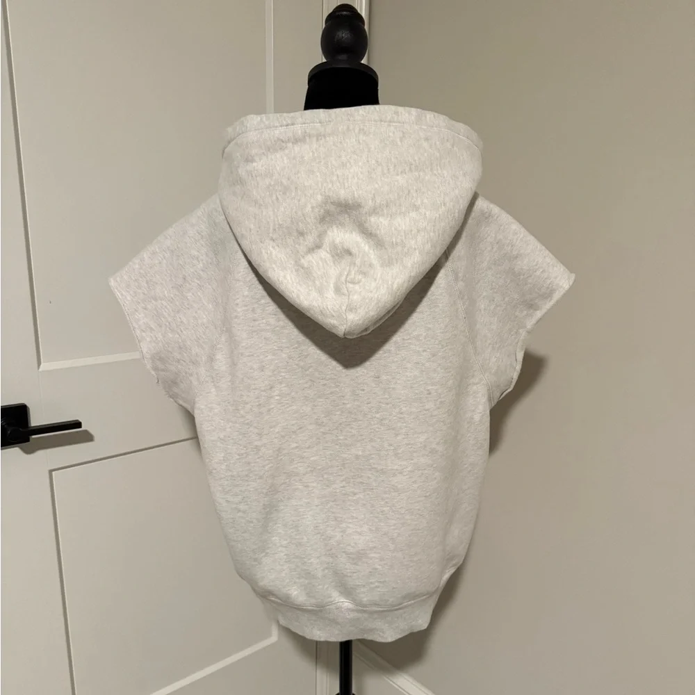 Aritzia TNA Cozy Fleece Boyfriend Sleeveless Hoodie - Picture 2 of 7